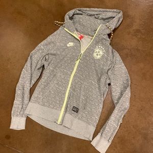 🌻🌻Nike hoodie S